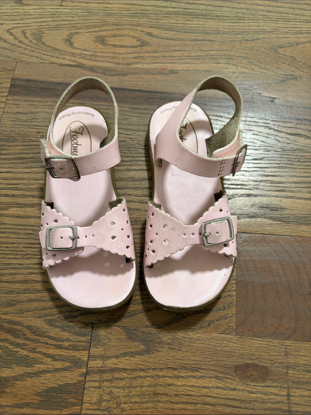 Footmates girls size 11 pink sandals play condition